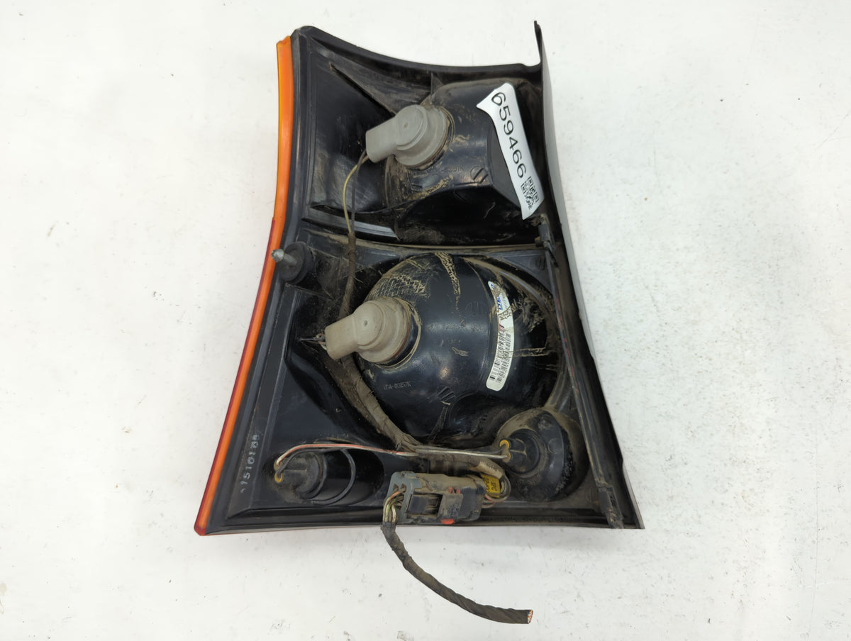 2004-2008 Chrysler Pacifica Tail Light Assembly Driver Left OEM P/N:01510105 Fits Fits 2004 2005 2006 2007 2008 OEM Used Aut