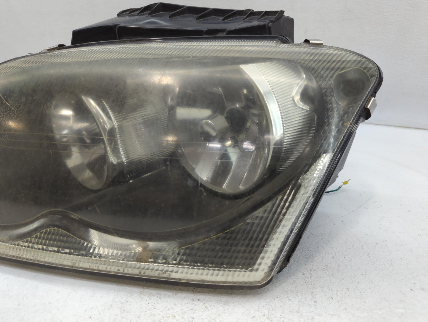 2004-2004 Chrysler Pacifica Passenger Right Oem Head Light Headlight Lamp - Oemusedautoparts1.com