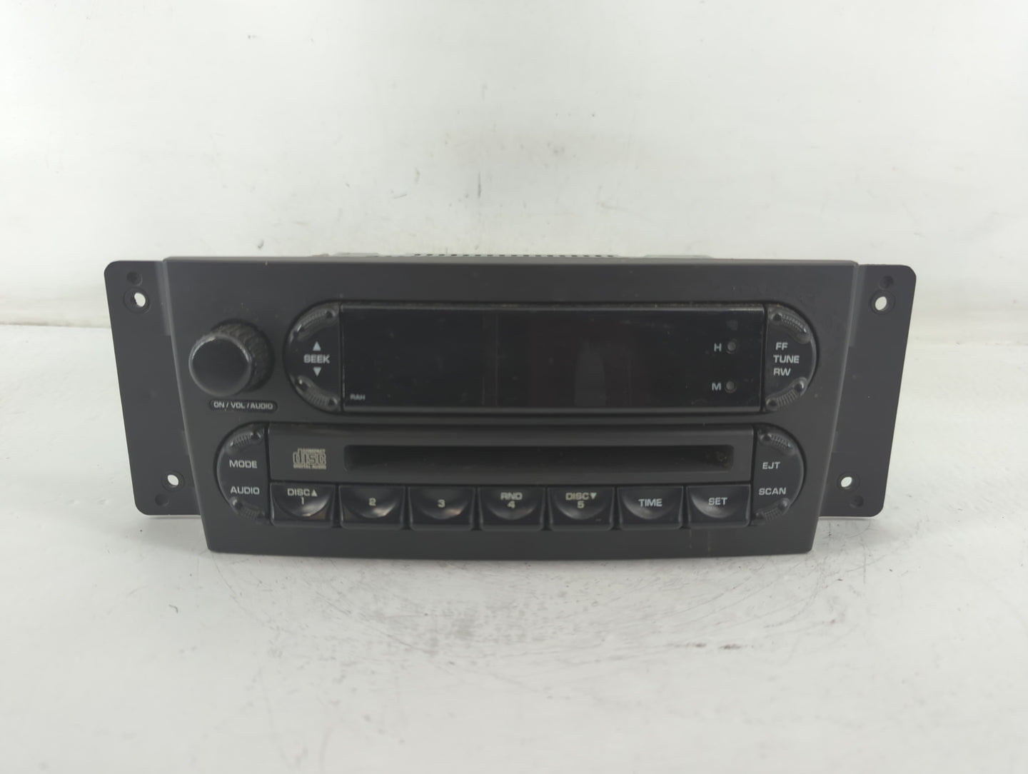2004-2008 Chrysler Pacifica Radio AM FM Cd Player Receiver Replacement P/N:P05082764AF Fits Fits 2004 2005 2006 2007 2008 OE