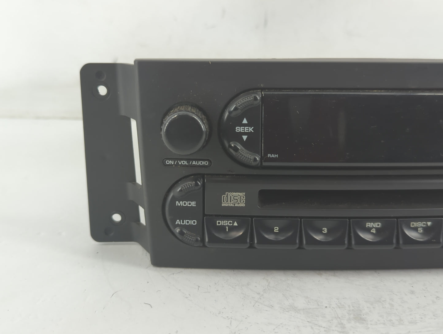 2004-2008 Chrysler Pacifica Radio AM FM Cd Player Receiver Replacement P/N:P05082764AF Fits Fits 2004 2005 2006 2007 2008 OE