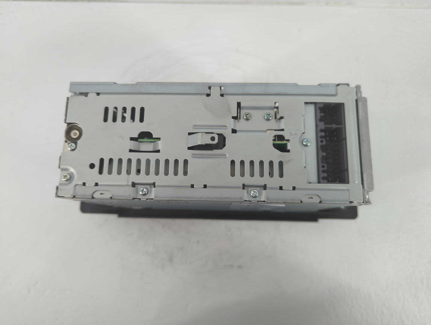 2004-2008 Chrysler Pacifica Radio AM FM Cd Player Receiver Replacement P/N:P05082764AF Fits Fits 2004 2005 2006 2007 2008 OE