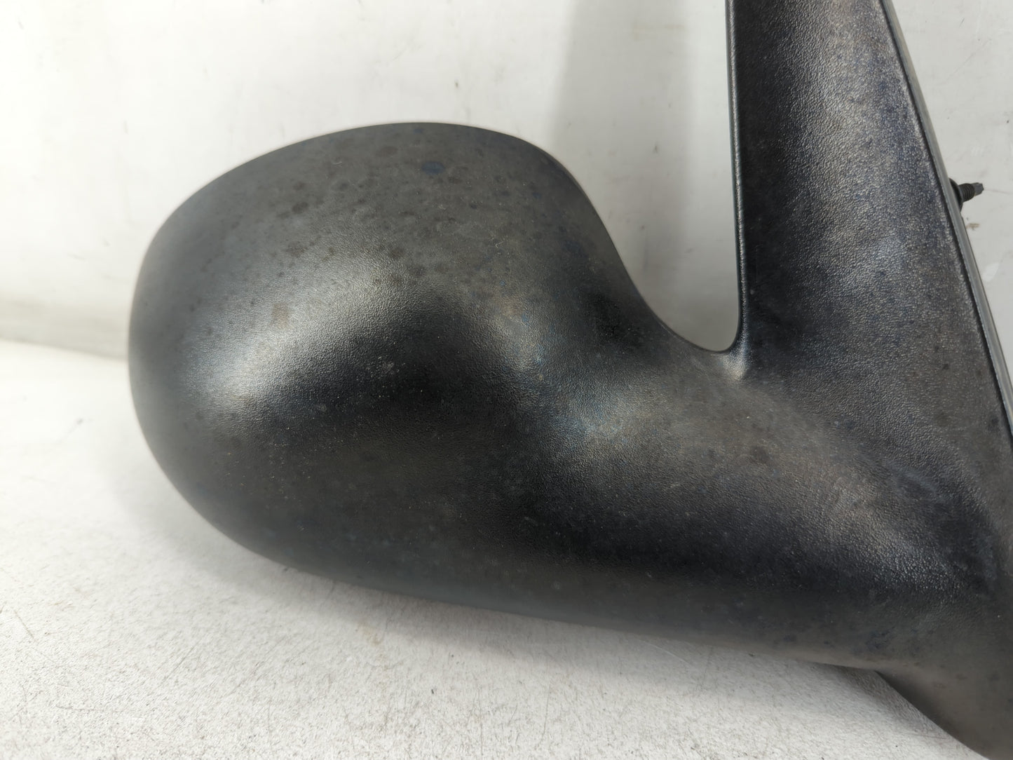 2004-2010 Chrysler Pt Cruiser Passenger Side View Mirror - Right Door Mirror OEM Used - Oemusedautoparts1.com