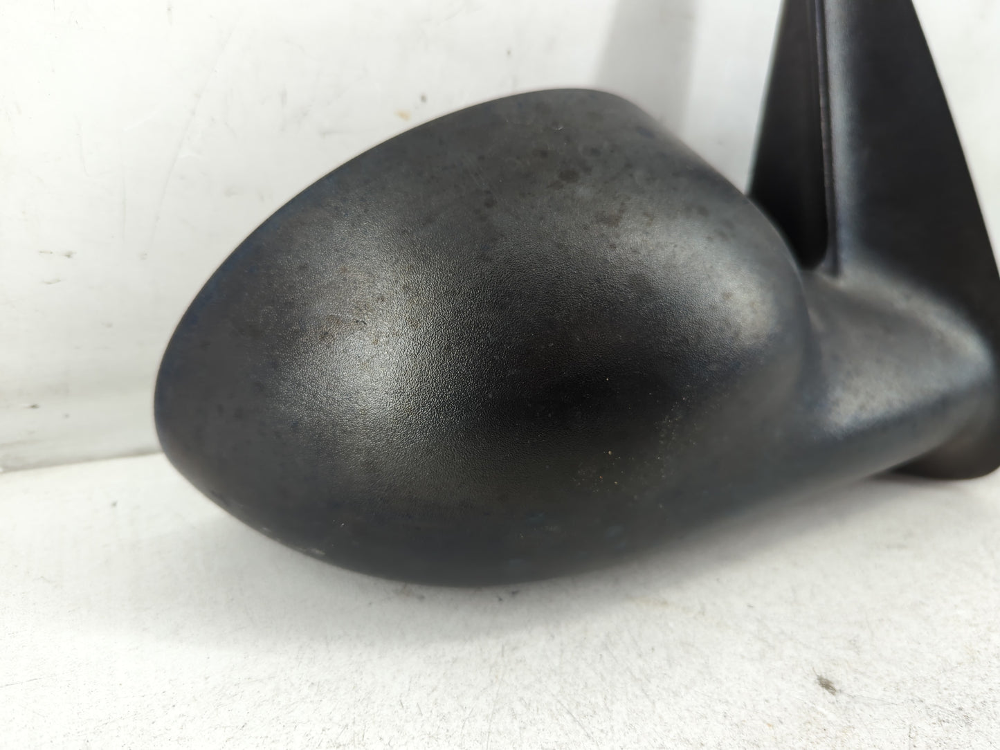 2004-2010 Chrysler Pt Cruiser Passenger Side View Mirror - Right Door Mirror OEM Used - Oemusedautoparts1.com