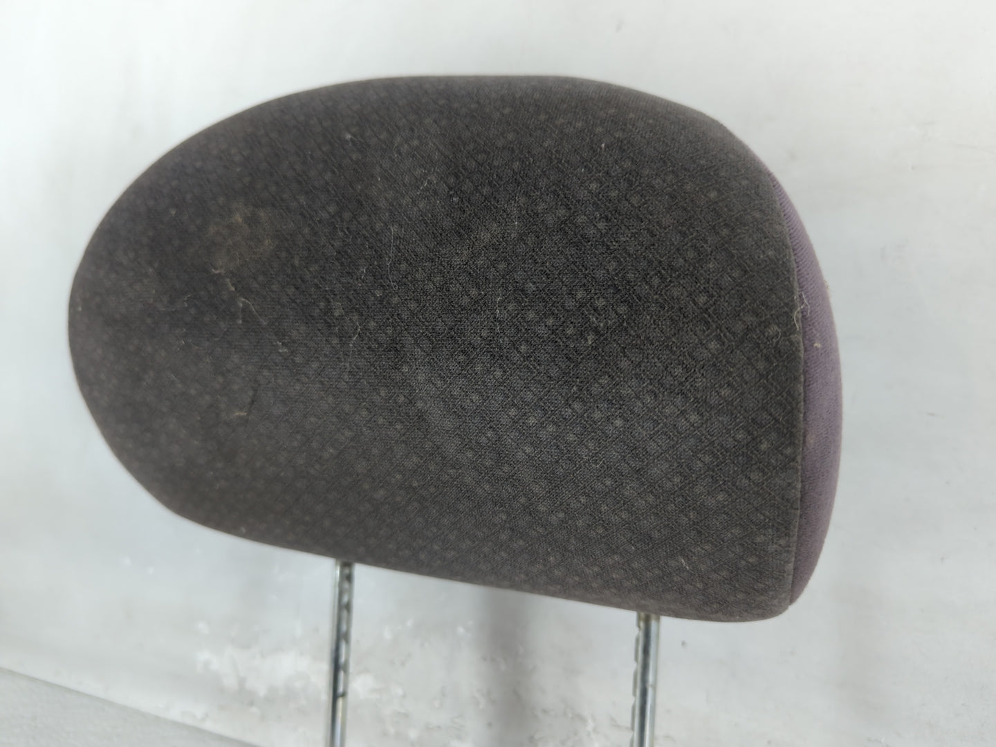 2003-2005 Chrysler Pt Cruiser Headrest Head Rest Front Driver Passenger Seat Fits Fits 2003 2004 2005 OEM Used Auto Parts - 