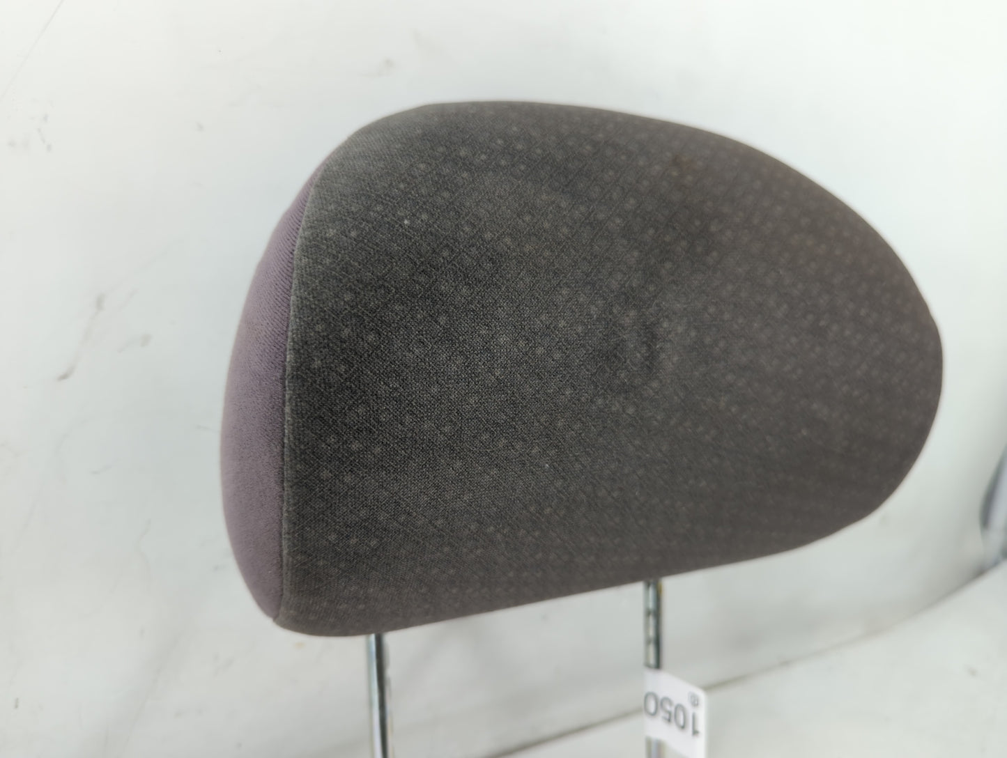 2002-2005 Chrysler Pt Cruiser Headrest Head Rest Front Driver Passenger Seat Fits Fits 2002 2003 2004 2005 OEM Used Auto Par