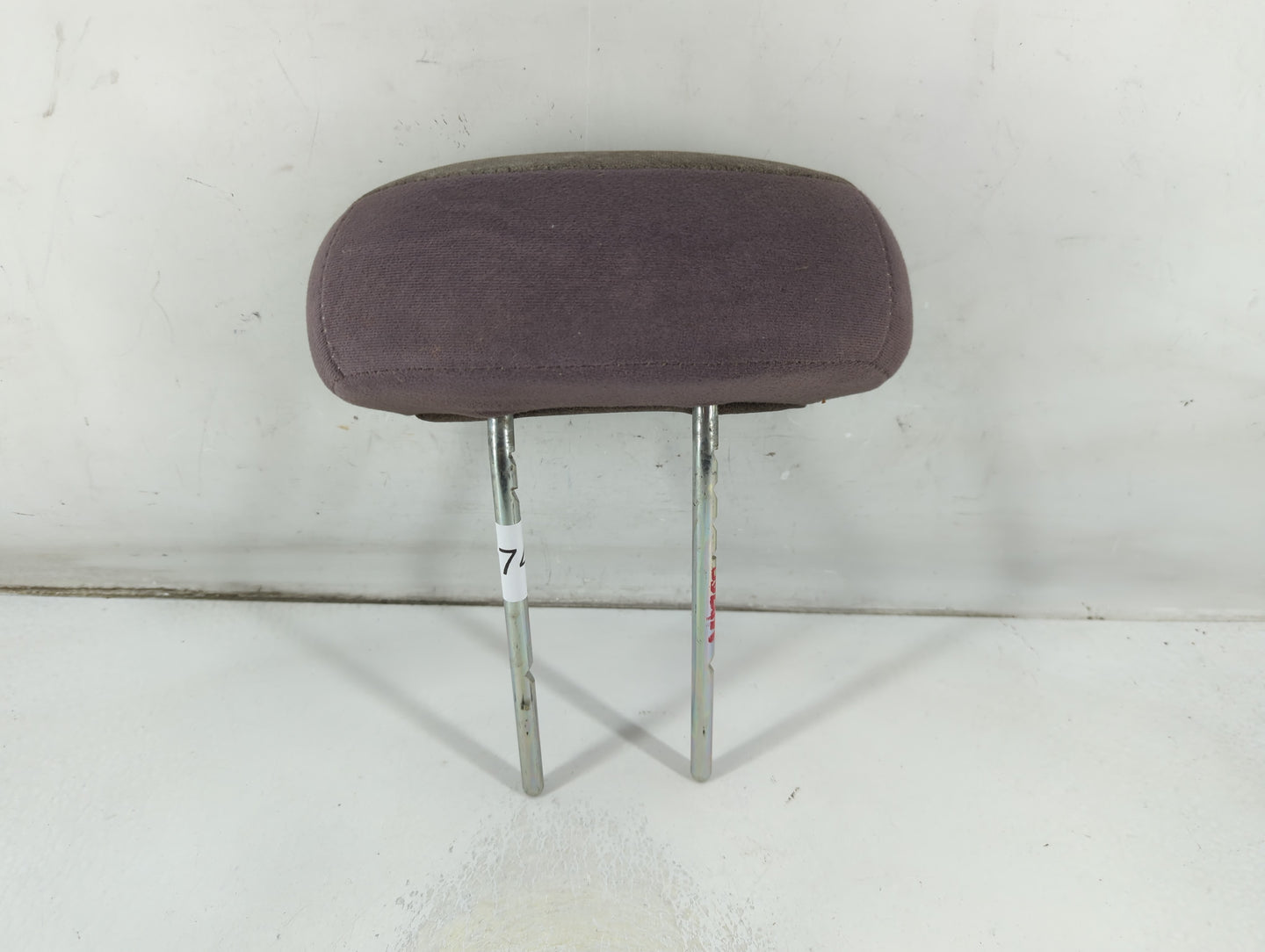 2003-2005 Chrysler Pt Cruiser Headrest Head Rest Front Driver Passenger Seat Fits Fits 2003 2004 2005 OEM Used Auto Parts - 