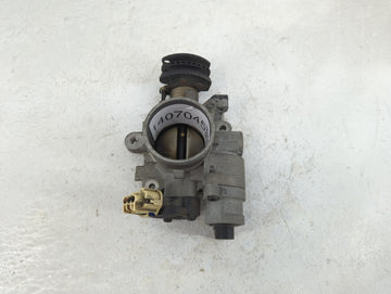 2004-2009 Chrysler Pt Cruiser Throttle Body P/N:04091440AB Fits Fits 2004 2005 2006 2007 2008 2009 OEM Used Auto Parts - Oem