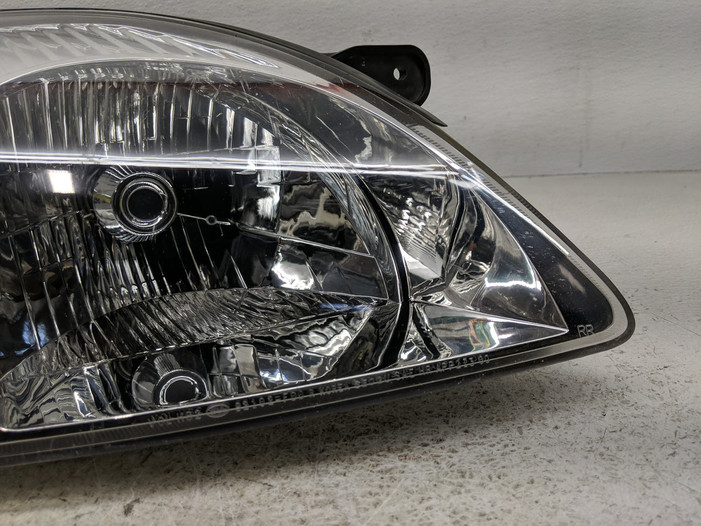 2003-2005 Chrysler Sebring Passenger Right Oem Head Light Headlight Lamp - Oemusedautoparts1.com
