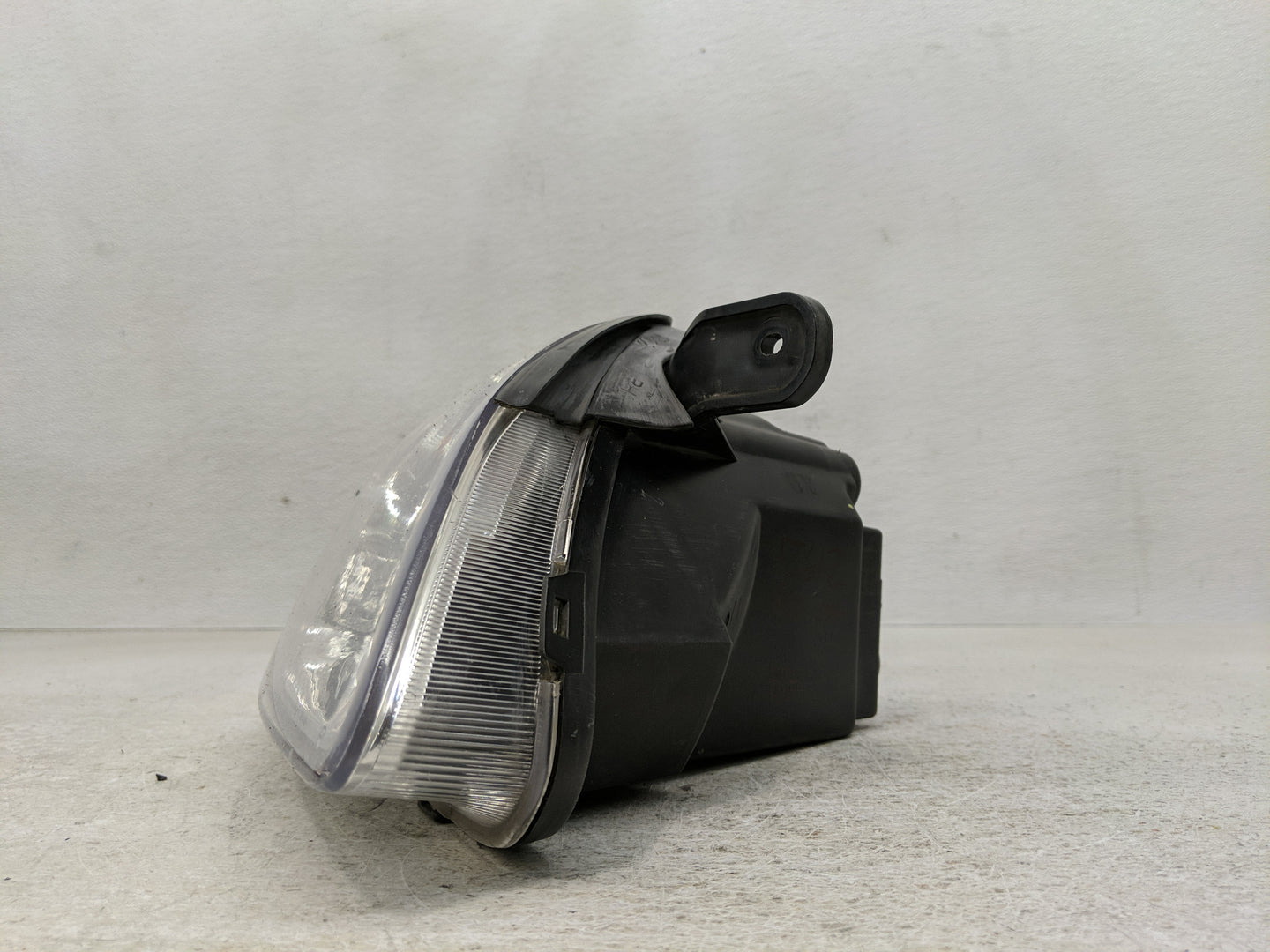 2003-2005 Chrysler Sebring Passenger Right Oem Head Light Headlight Lamp - Oemusedautoparts1.com