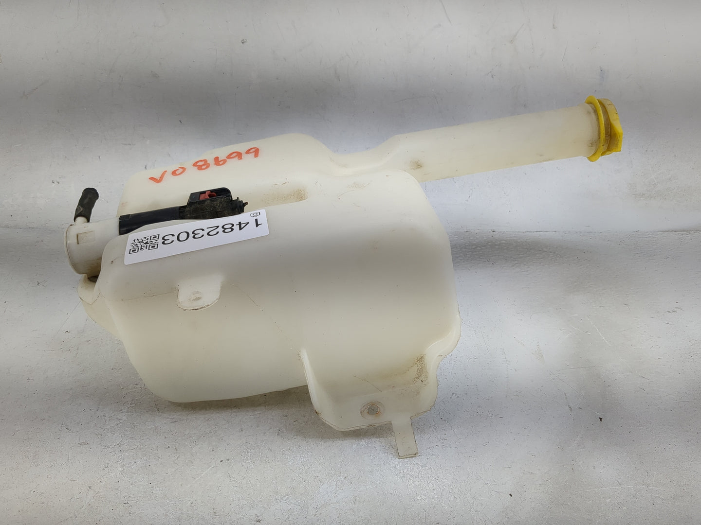 2001-2006 Chrysler Sebring Windshield Washer Fluid Reservoir Bottle 1482303 - Oemusedautoparts1.com