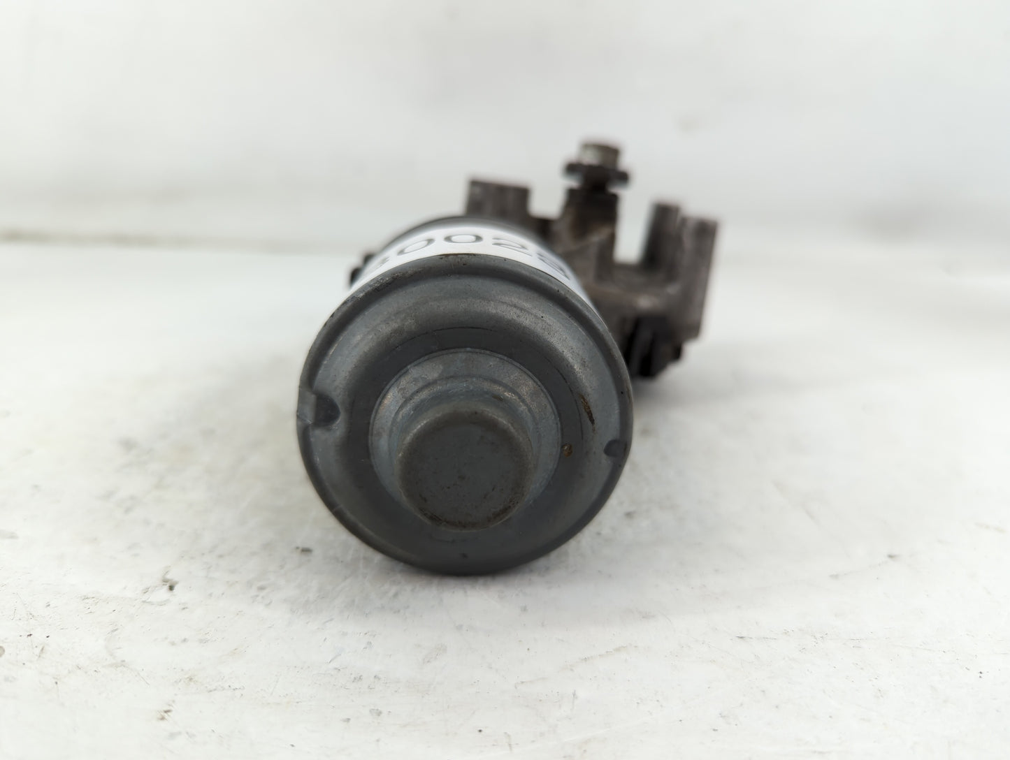 2004-2006 Chrysler Sebring Front Windshield Wiper Motor P/N:0 390 241 741 12V 058 Fits Fits 2004 2005 2006 OEM Used Auto Par