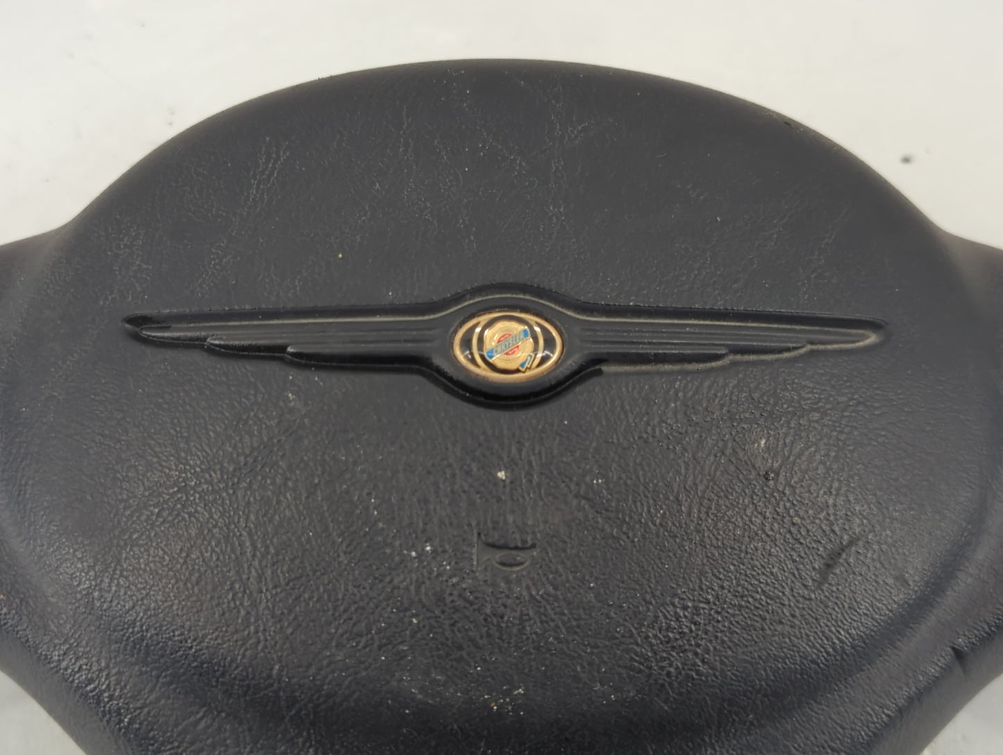 2003-2005 Chrysler Sebring Air Bag Driver Left Steering Wheel Mounted - Oemusedautoparts1.com