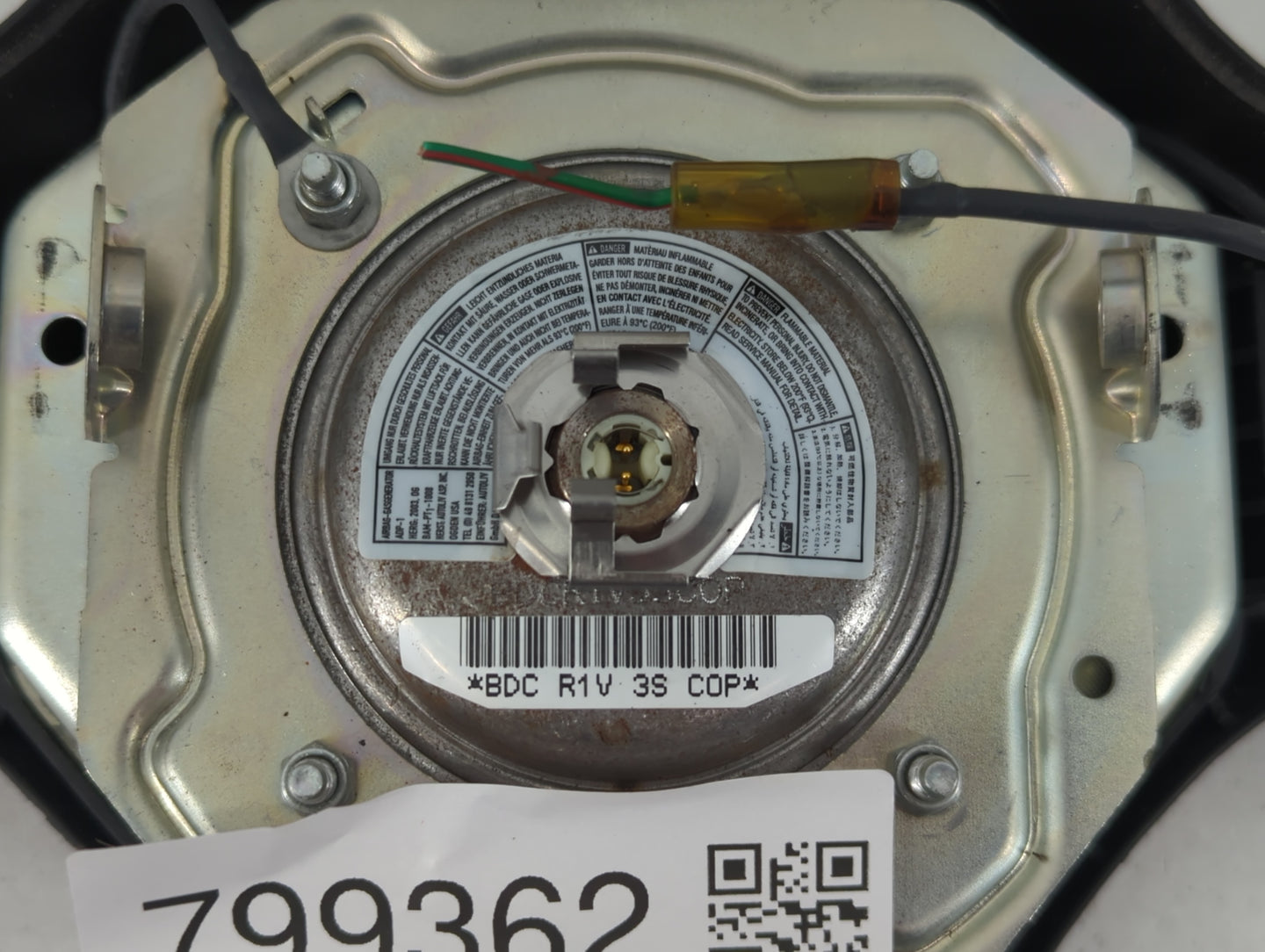 2003-2005 Chrysler Sebring Air Bag Driver Left Steering Wheel Mounted - Oemusedautoparts1.com