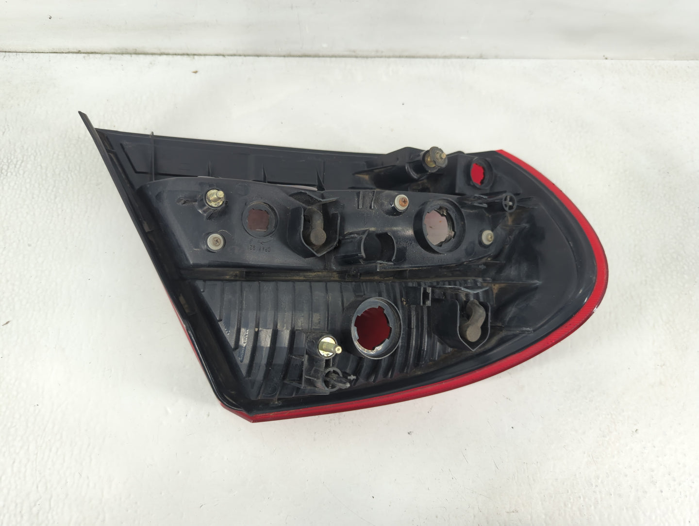 2003-2005 Chrysler Sebring Tail Light Assembly Passenger Right OEM Fits Fits 2003 2004 2005 OEM Used Auto Parts - Oemusedaut