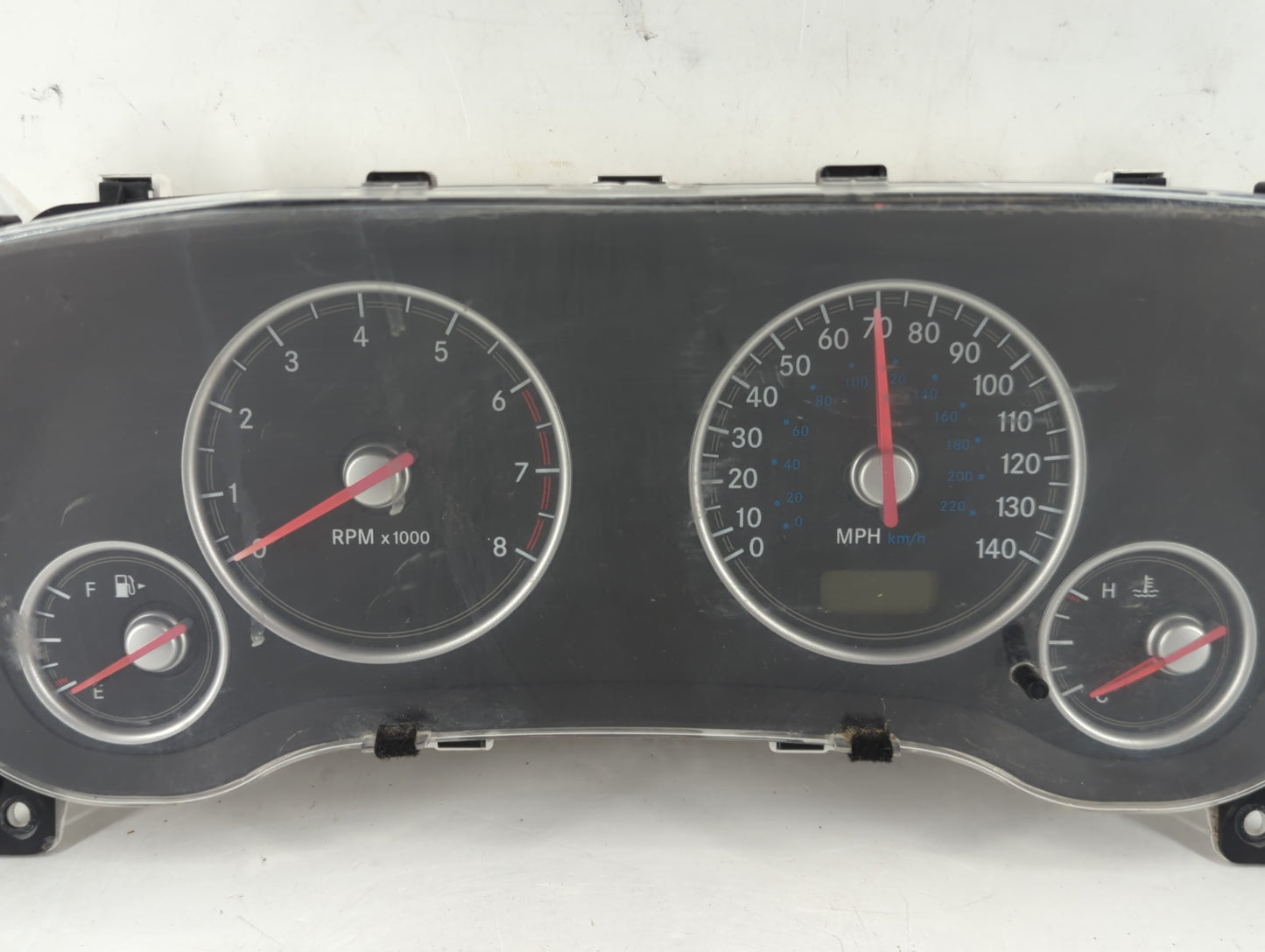 2004 Chrysler Sebring Instrument Cluster Speedometer Gauges P/N:TN157520-4490 MN177269 Fits OEM Used Auto Parts - Oemusedaut