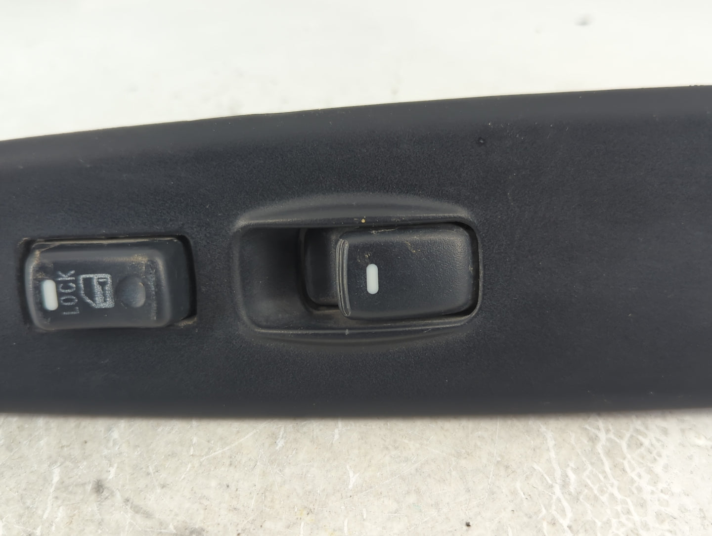 2001-2005 Chrysler Sebring Master Power Window Switch Replacement Driver Side Left P/N:MR587780 Fits OEM Used Auto Parts - O