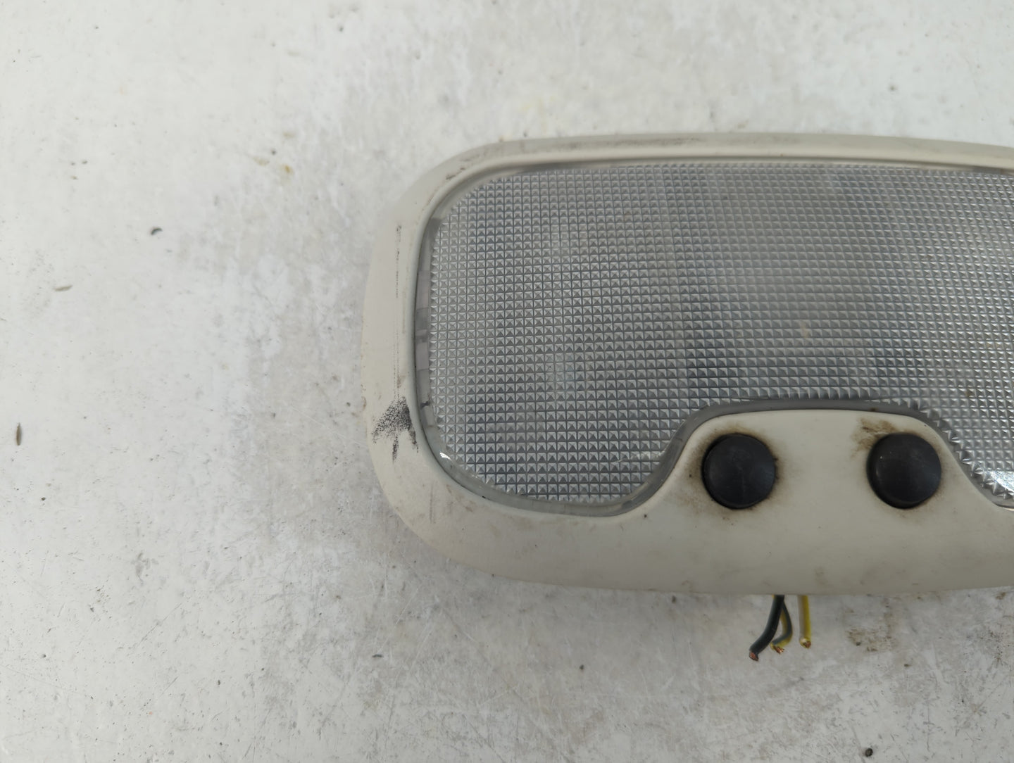 2004 Chrysler Sebring Overhead Roof Console - Oemusedautoparts1.com