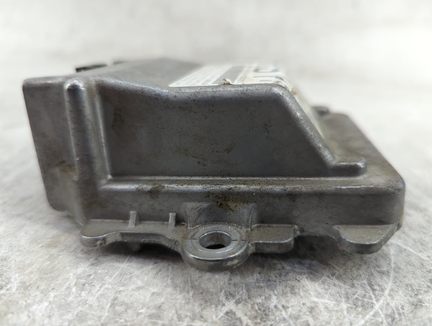 Chrysler Town And Country Srs Safety Restraint System Module - Oemusedautoparts1.com