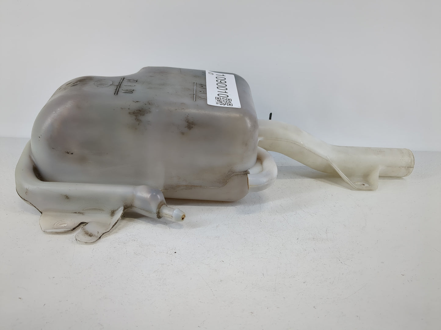 2004-2007 Dodge Caravan Windshield Washer Fluid Reservoir Bottle Oem - Oemusedautoparts1.com