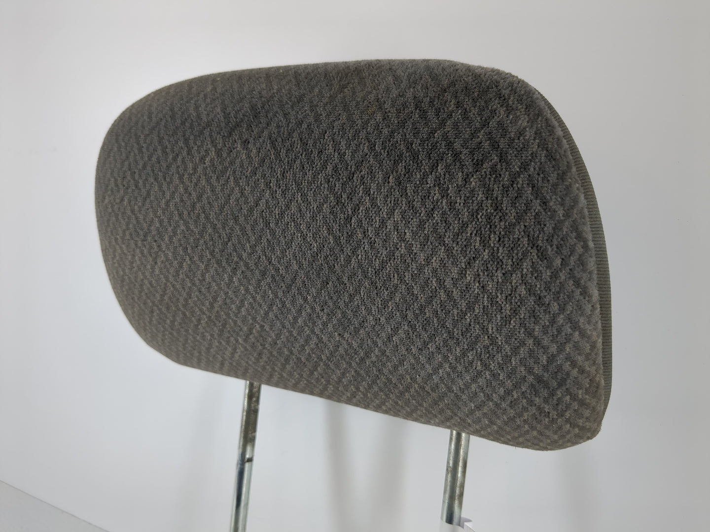 2004 Dodge Caravan Headrest Head Rest Front Driver Passenger Seat Fits OEM Used Auto Parts - Oemusedautoparts1.com