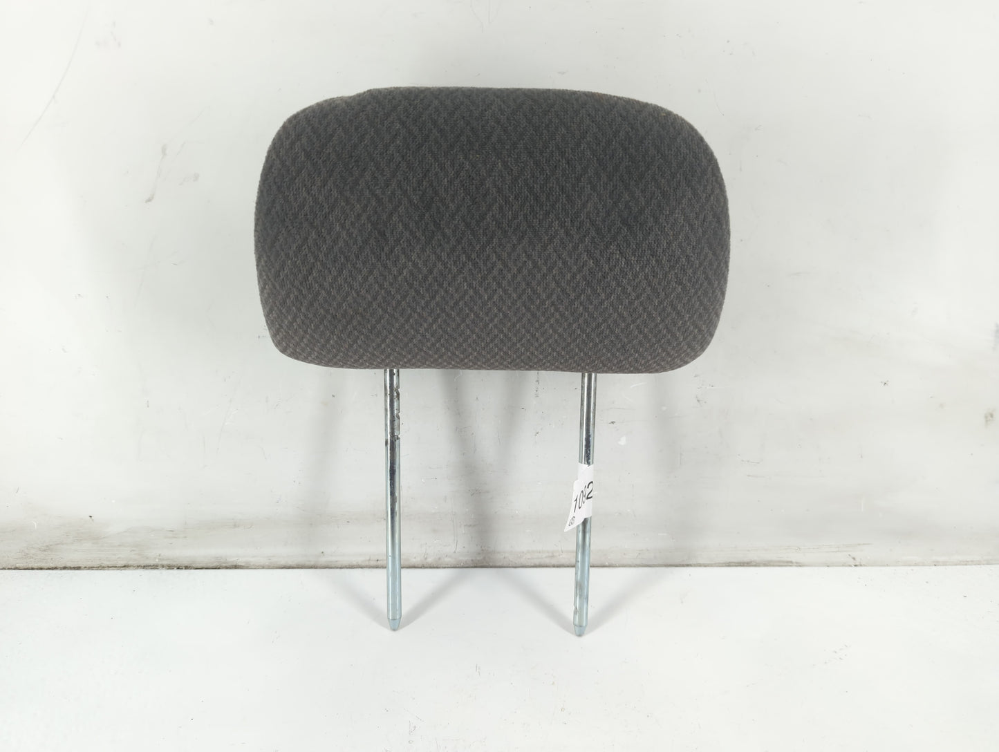 2004 Dodge Caravan Headrest Head Rest Front Driver Passenger Seat Fits OEM Used Auto Parts - Oemusedautoparts1.com