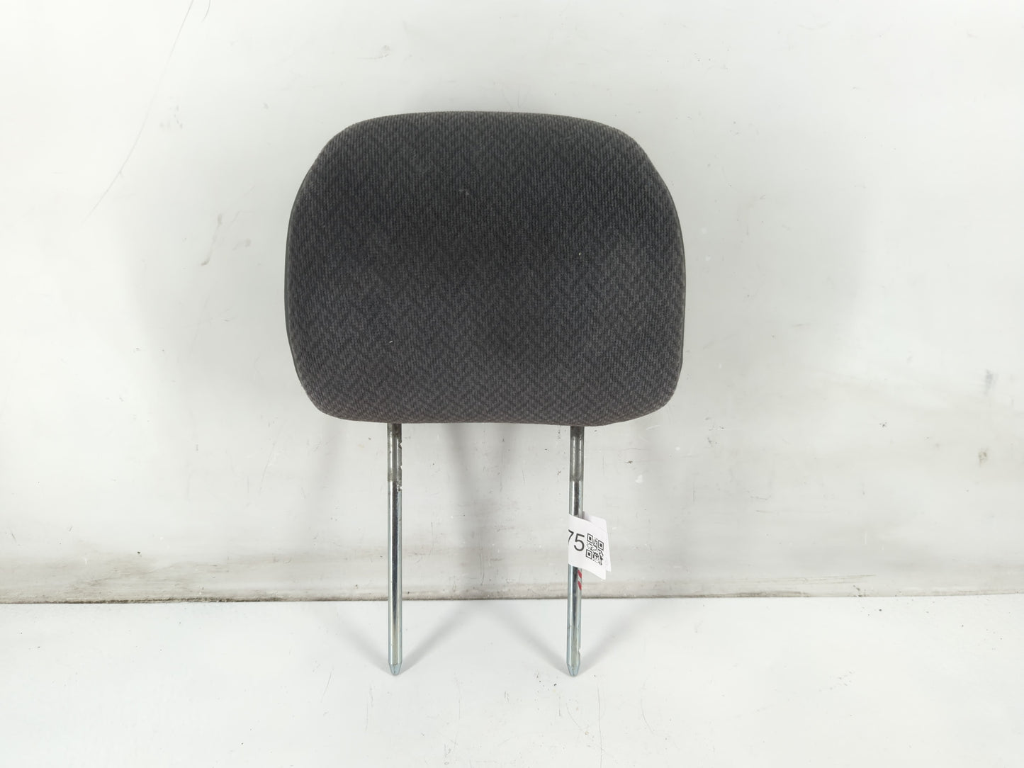 2004 Dodge Caravan Headrest Head Rest Front Driver Passenger Seat Fits OEM Used Auto Parts - Oemusedautoparts1.com