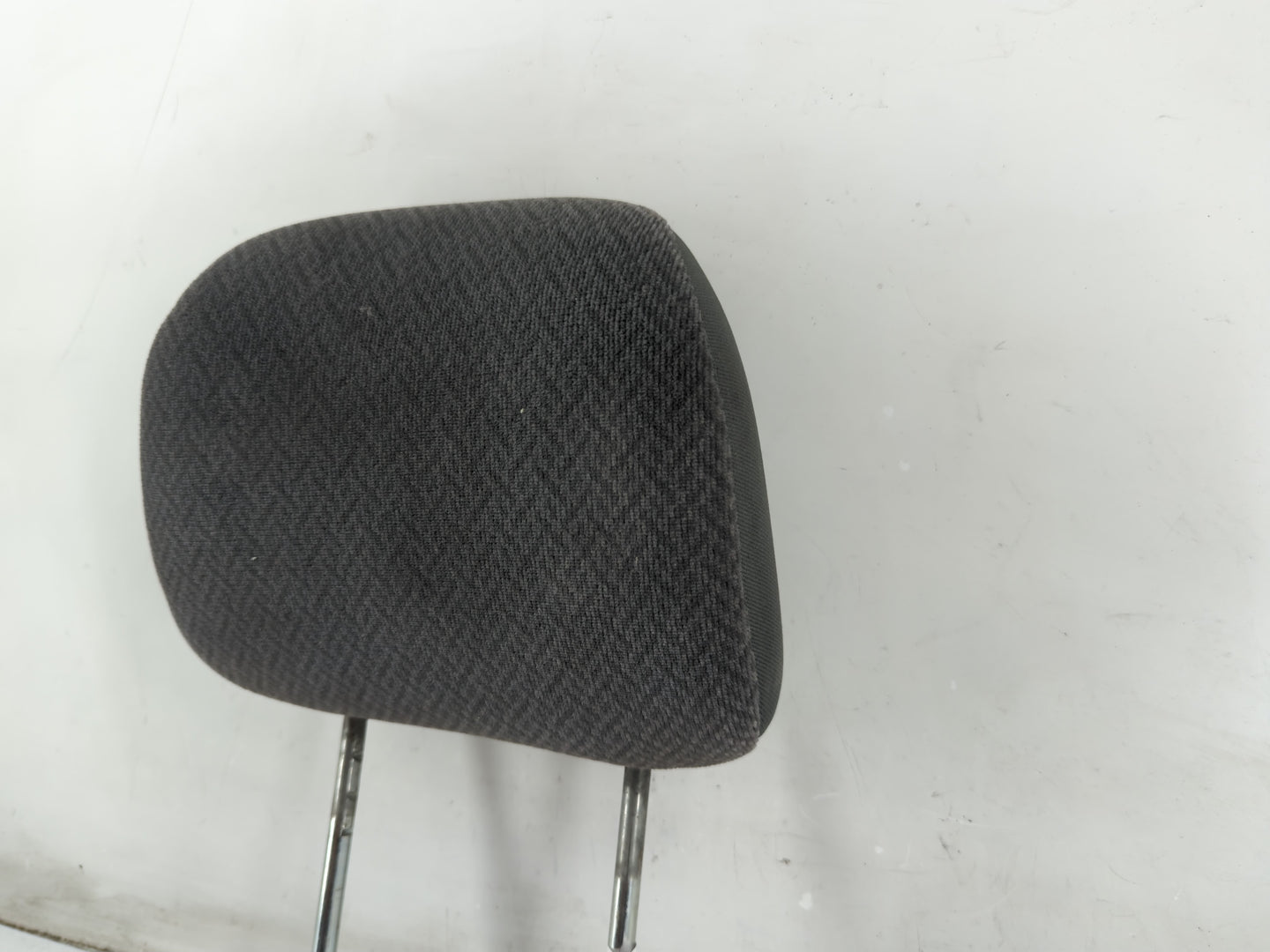 2004 Dodge Caravan Headrest Head Rest Front Driver Passenger Seat Fits OEM Used Auto Parts - Oemusedautoparts1.com