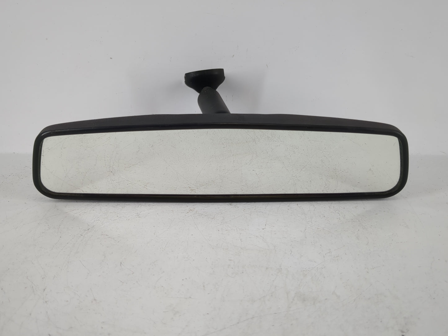 2004 Dodge Caravan Interior Rear View Mirror Replacement OEM P/N:E8011083 Fits OEM Used Auto Parts - Oemusedautoparts1.com