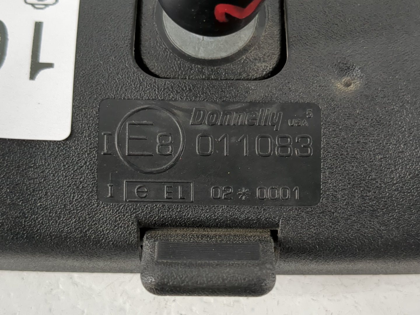 2004 Dodge Caravan Interior Rear View Mirror Replacement OEM P/N:E8011083 Fits OEM Used Auto Parts - Oemusedautoparts1.com
