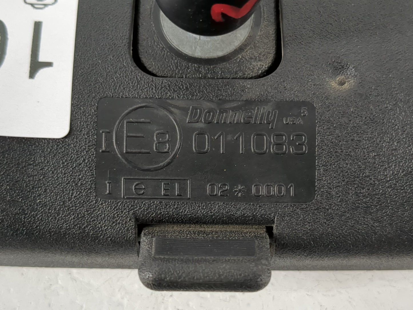 2004 Dodge Caravan Interior Rear View Mirror Replacement OEM P/N:E8011083 Fits OEM Used Auto Parts - Oemusedautoparts1.com