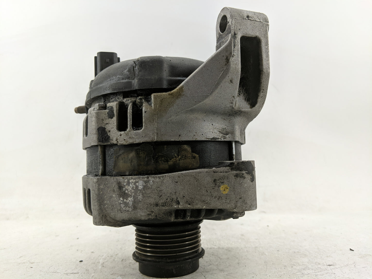 2001-2007 Dodge Caravan Alternator Replacement Generator Charging Assembly Engine OEM Fits Fits 2001 2002 2003 2004 2005 200