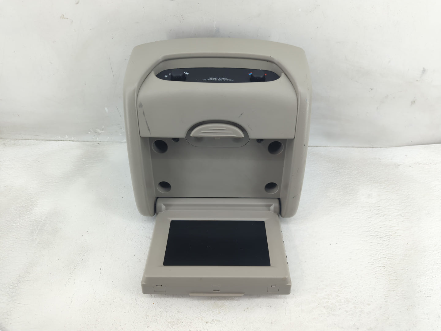 2004-2004 Dodge Caravan Information Display Screen - Oemusedautoparts1.com