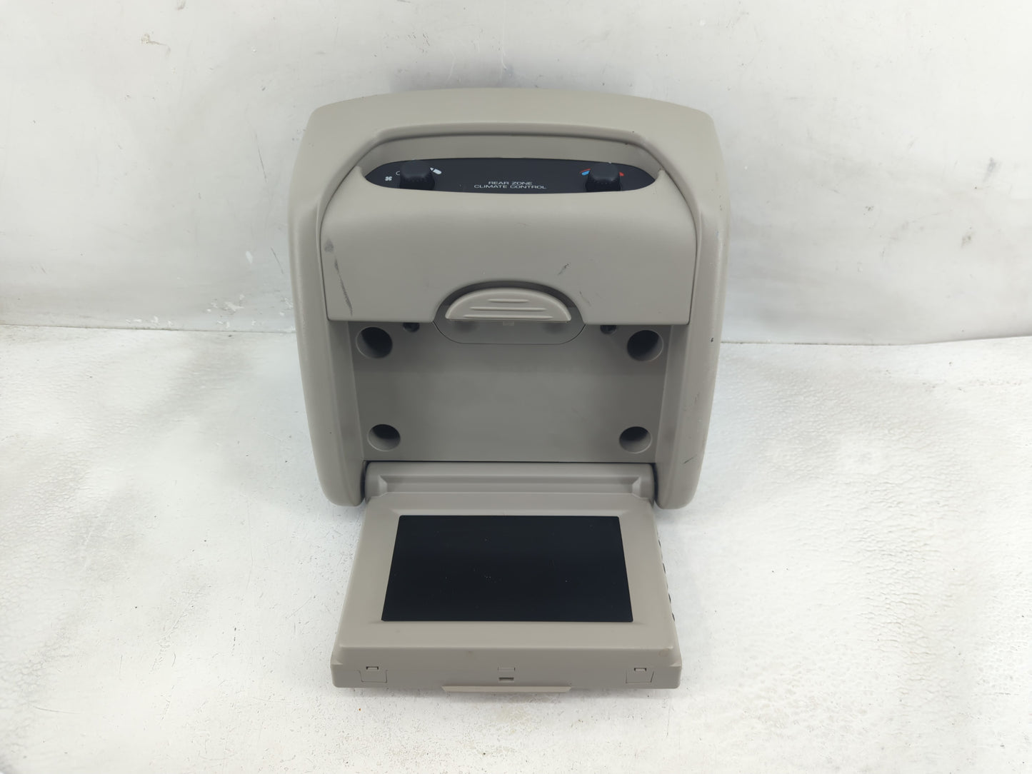 2004-2004 Dodge Caravan Information Display Screen - Oemusedautoparts1.com