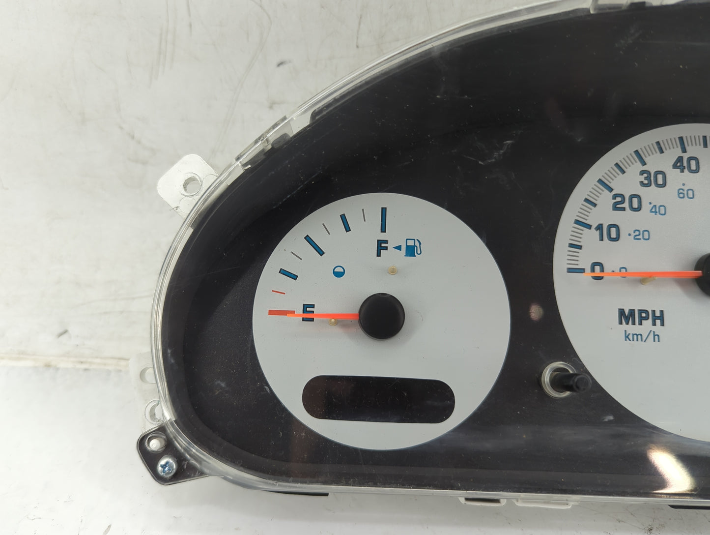2004 Dodge Caravan Instrument Cluster Speedometer Gauges Fits OEM Used Auto Parts - Oemusedautoparts1.com