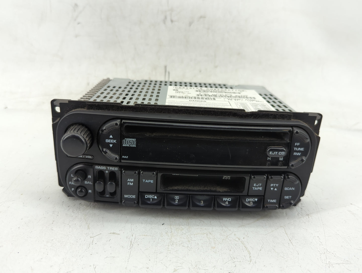2002-2007 Dodge Caravan Radio AM FM Cd Player Receiver Replacement P/N:P05091605AC Fits Fits 2002 2003 2004 2005 2006 2007 O