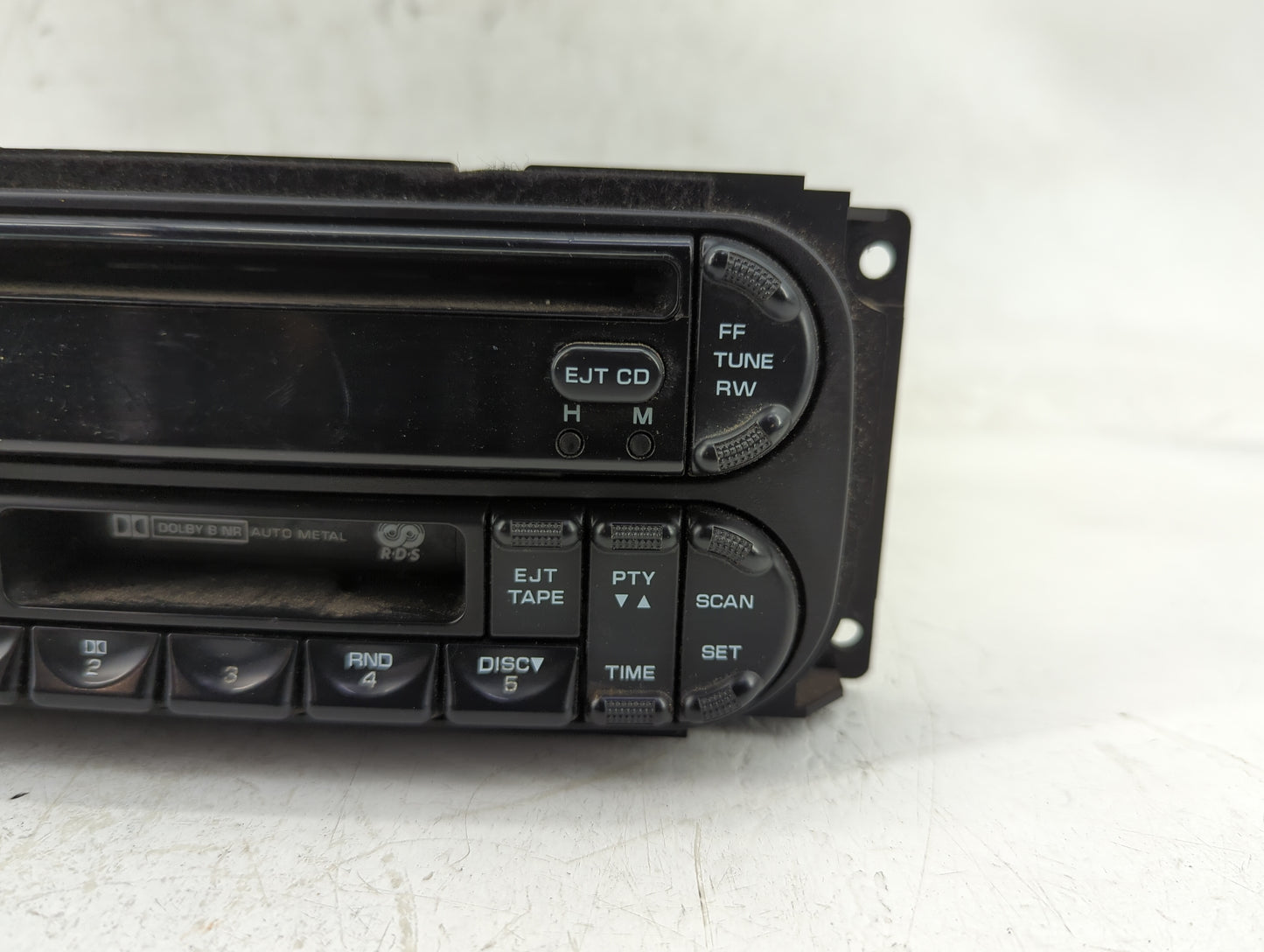 2002-2007 Dodge Caravan Radio AM FM Cd Player Receiver Replacement P/N:P05091605AC Fits Fits 2002 2003 2004 2005 2006 2007 O