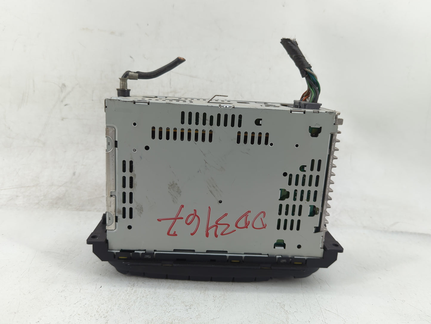 2002-2007 Dodge Caravan Radio AM FM Cd Player Receiver Replacement P/N:P05091605AC Fits Fits 2002 2003 2004 2005 2006 2007 O