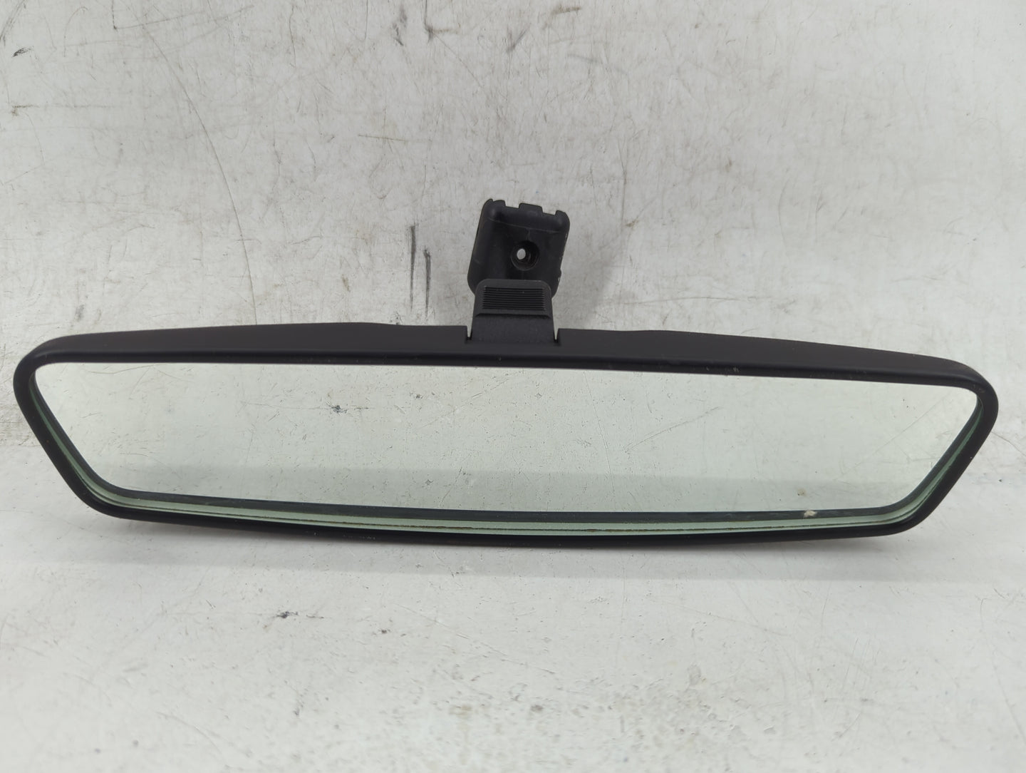 2004 Dodge Caravan Interior Rear View Mirror Replacement OEM P/N:E8011083 Fits OEM Used Auto Parts - Oemusedautoparts1.com