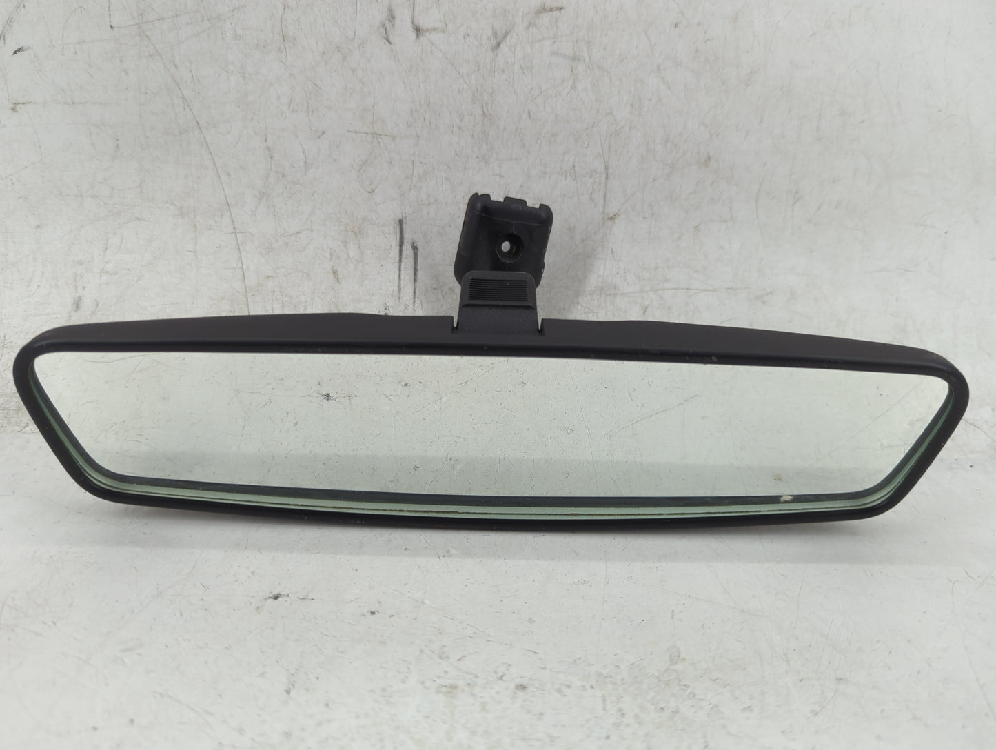 2004 Dodge Caravan Interior Rear View Mirror Replacement OEM P/N:E8011083 Fits OEM Used Auto Parts - Oemusedautoparts1.com