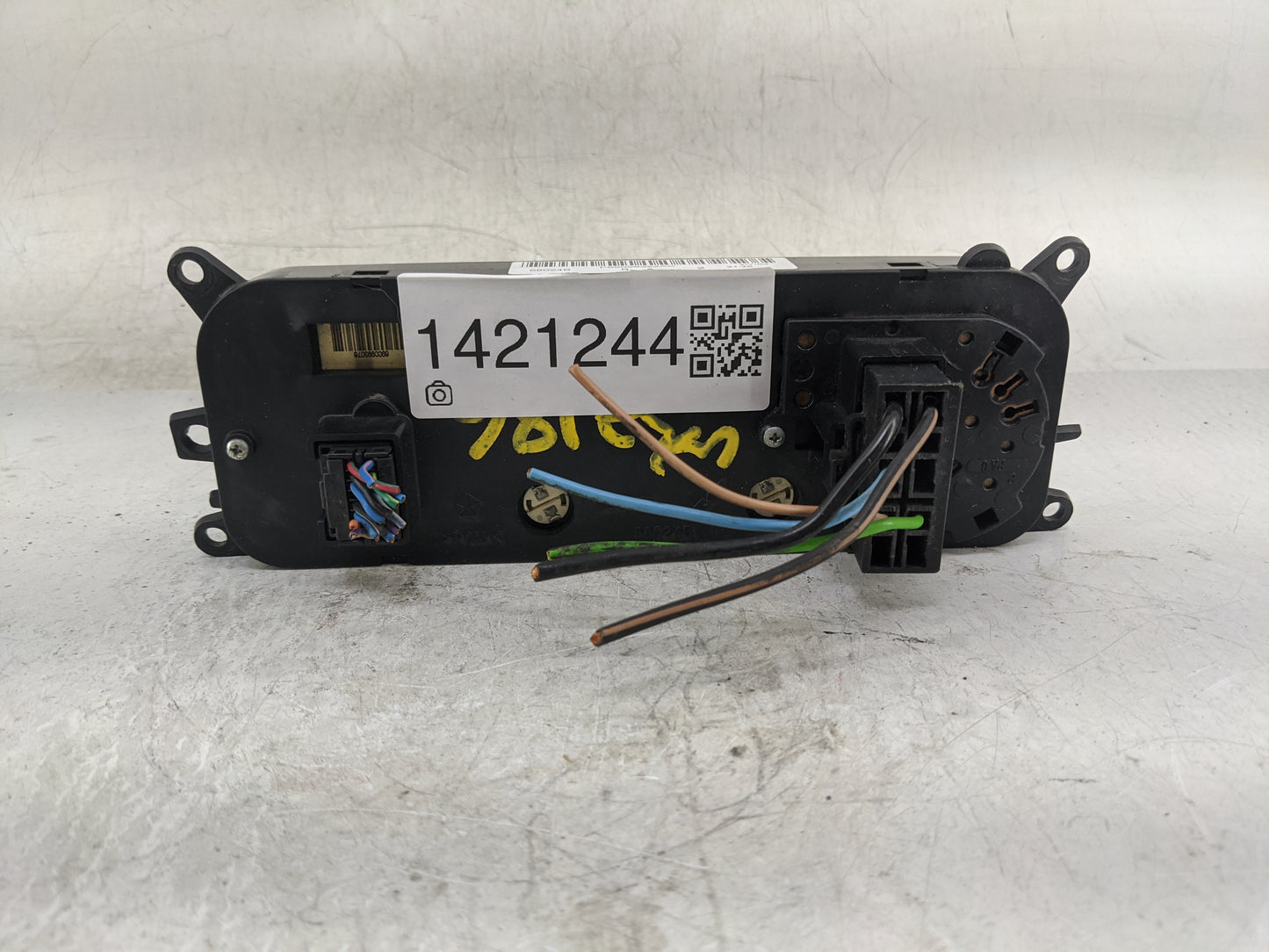 2003-2004 Dodge Dakota Climate Control Module Temperature AC/Heater Replacement P/N:P55056322AC Fits Fits 2003 2004 2005 OEM