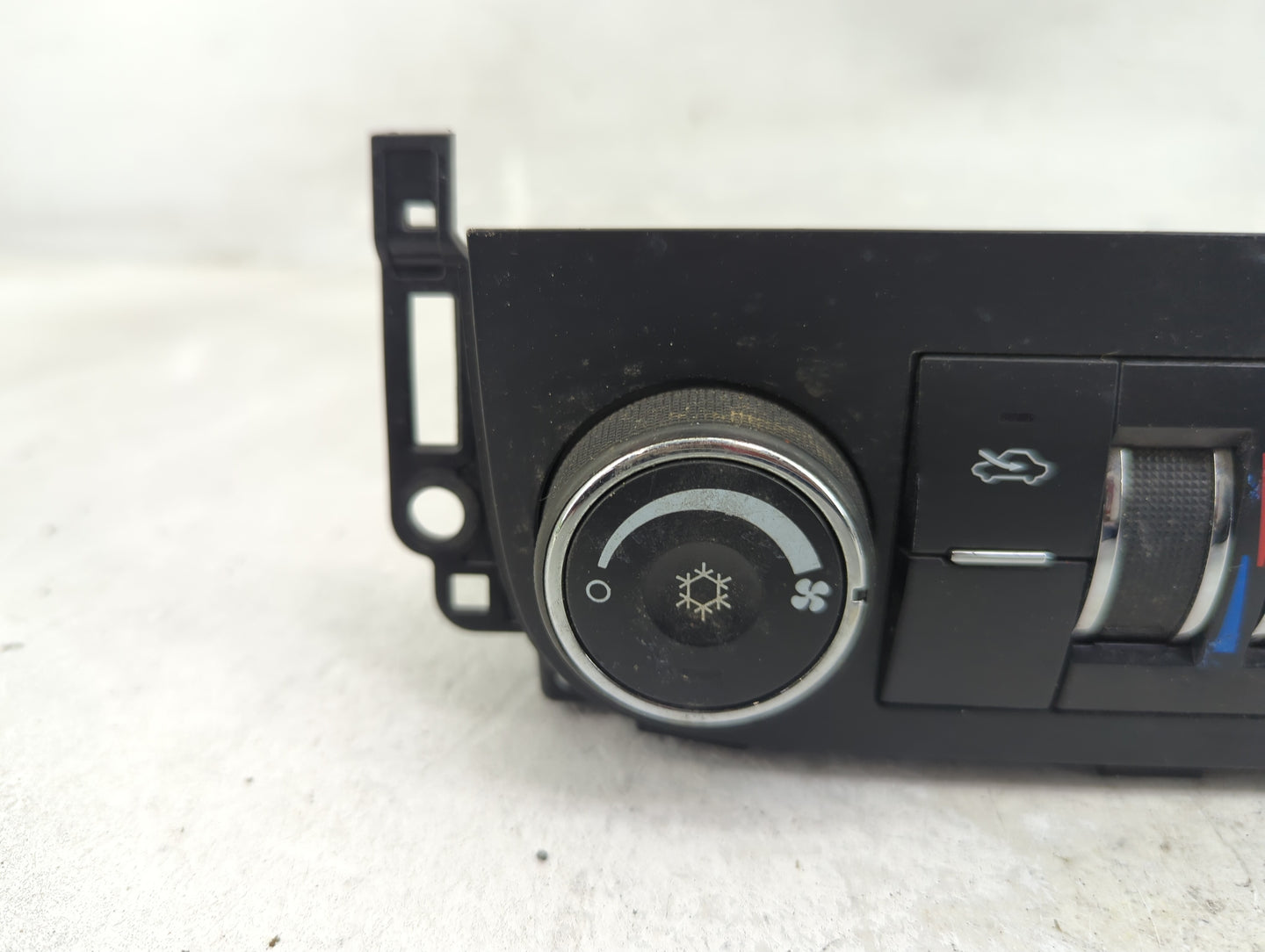 2003-2004 Dodge Dakota Climate Control Module Temperature AC/Heater Replacement Fits Fits 2003 2004 2005 OEM Used Auto Parts