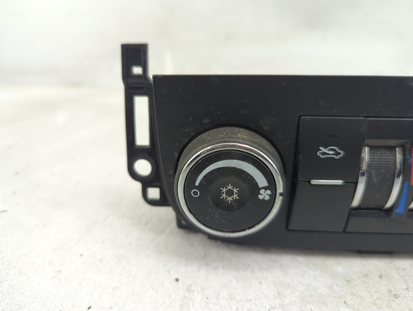 2003-2004 Dodge Dakota Climate Control Module Temperature AC/Heater Replacement Fits Fits 2003 2004 2005 OEM Used Auto Parts