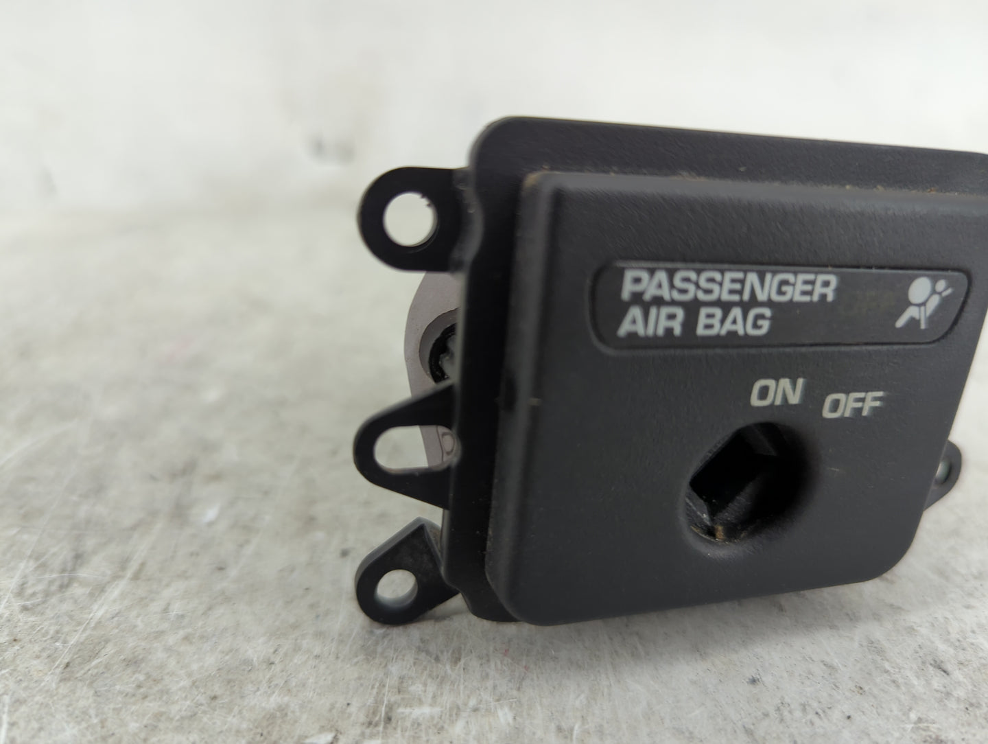 2004 Dodge Dakota Safety Restraint Srs Airbag Control Module 1489000 - Oemusedautoparts1.com