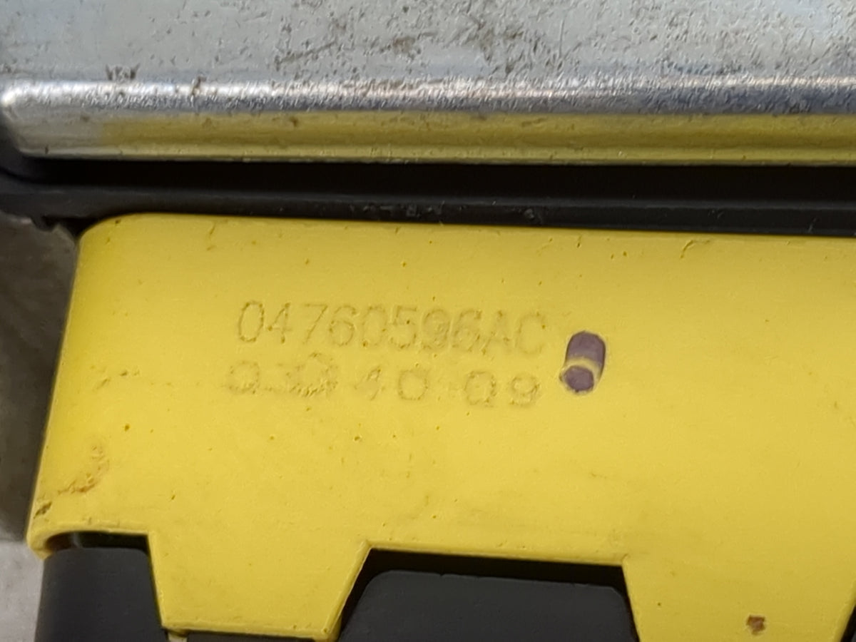 2003-2004 Dodge Dakota Safety Restraint Srs Airbag Control Module - Oemusedautoparts1.com