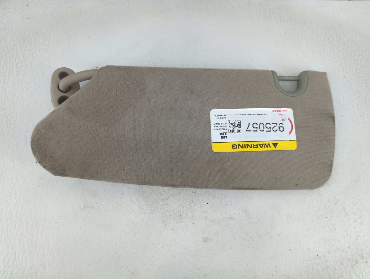 2004 Dodge Dakota Sun Visor Shade Replacement Passenger Right Mirror Fits OEM Used Auto Parts - Oemusedautoparts1.com