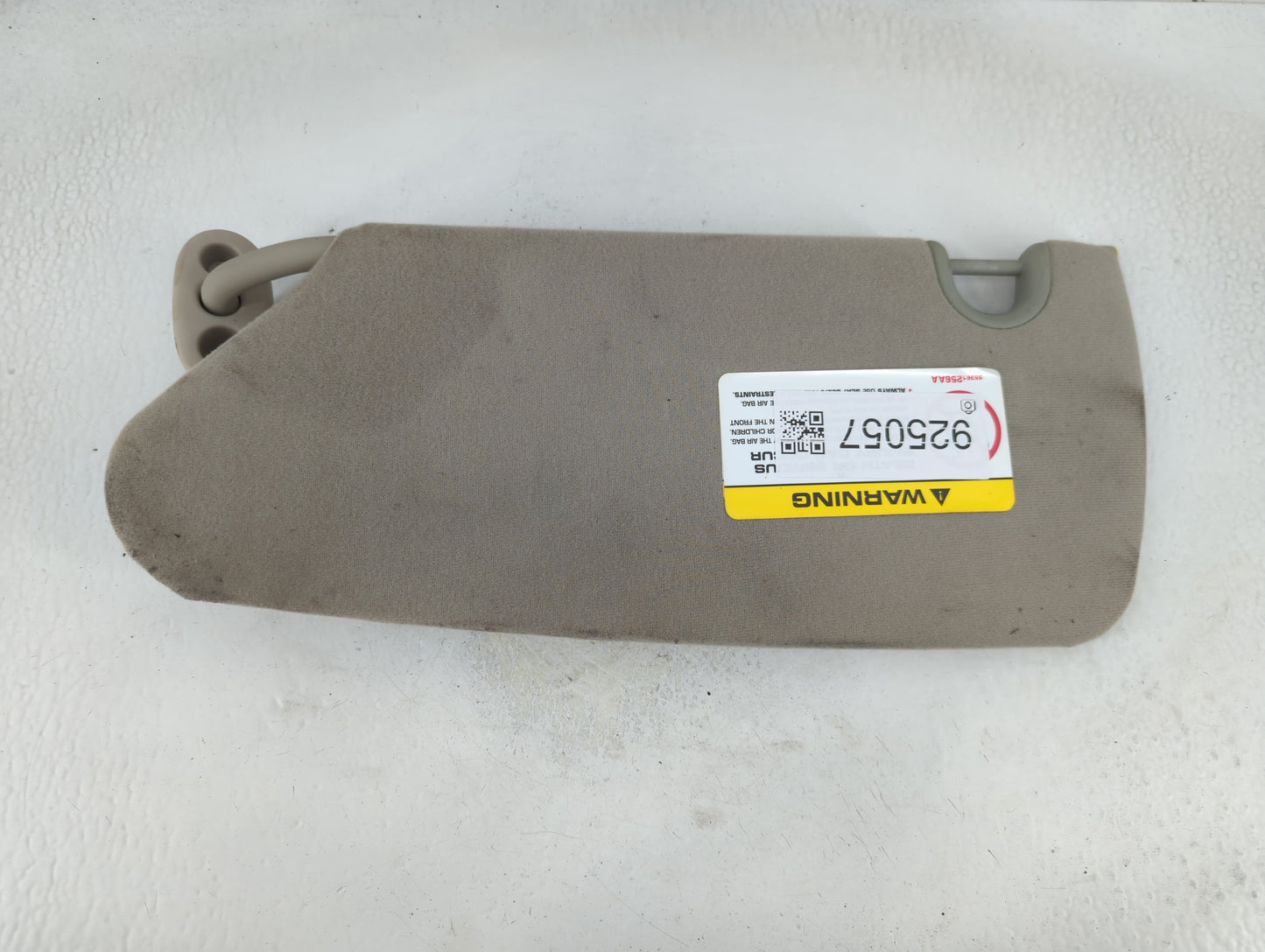 2004 Dodge Dakota Sun Visor Shade Replacement Passenger Right Mirror Fits OEM Used Auto Parts - Oemusedautoparts1.com