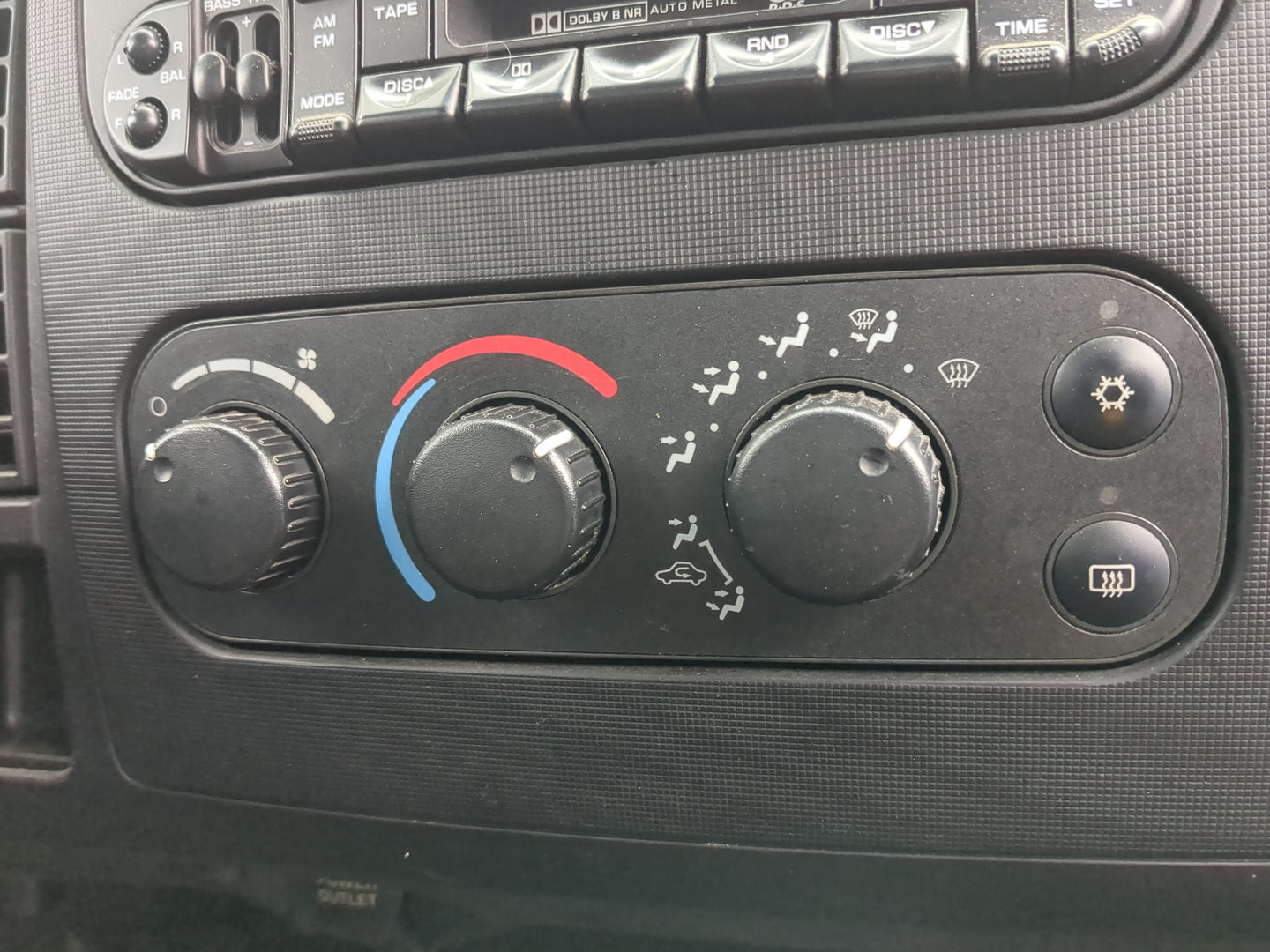 2003-2004 Dodge Dakota Climate Control Module Temperature AC/Heater Replacement Fits Fits 2003 2004 2005 OEM Used Auto Parts