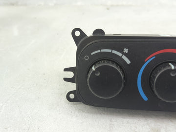 2003-2004 Dodge Dakota Climate Control Module Temperature AC/Heater Replacement Fits Fits 2003 2004 2005 OEM Used Auto Parts