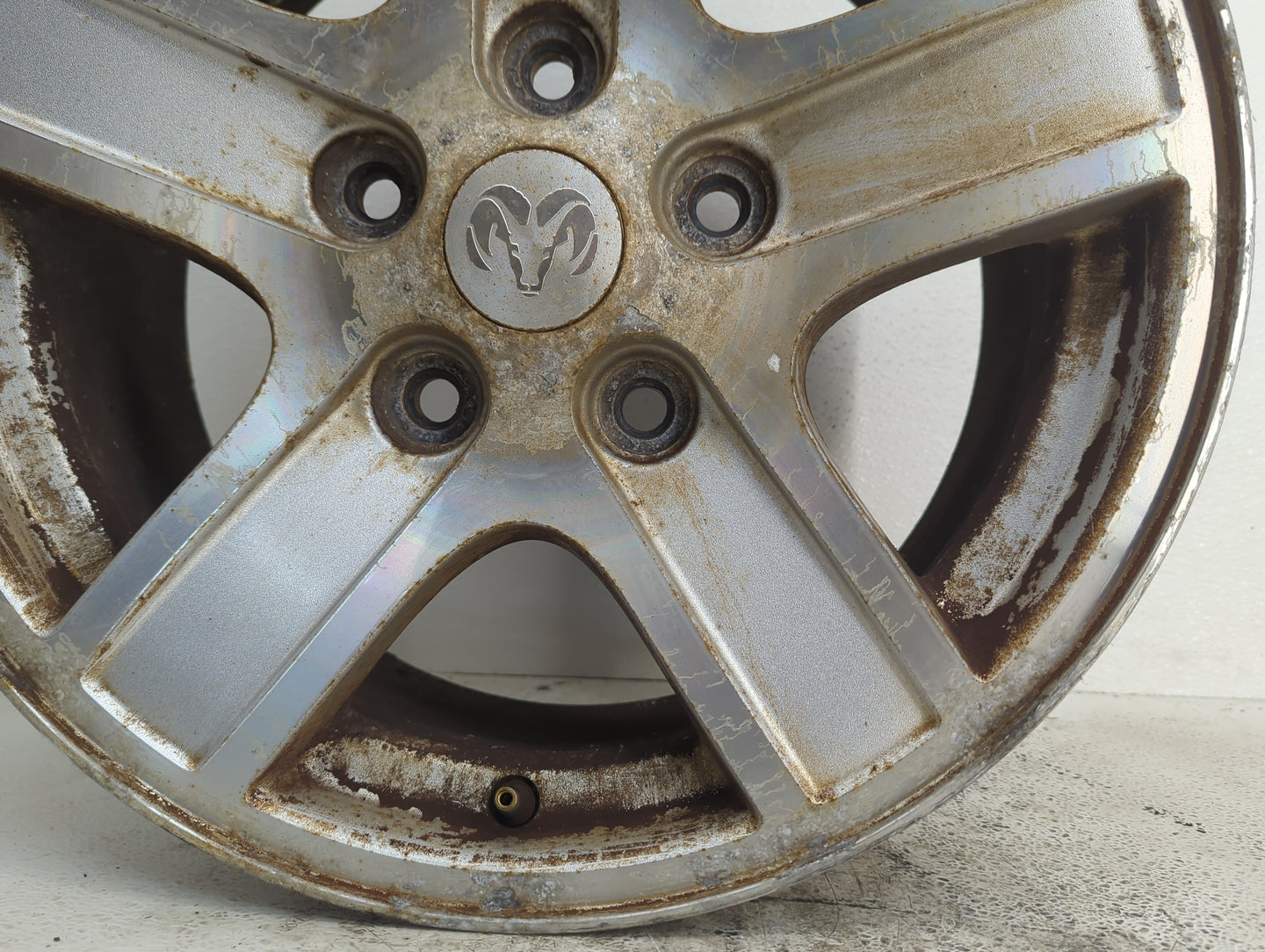 2004-2007 Dodge Durango Oem Wheel Rim 1047282 - Oemusedautoparts1.com