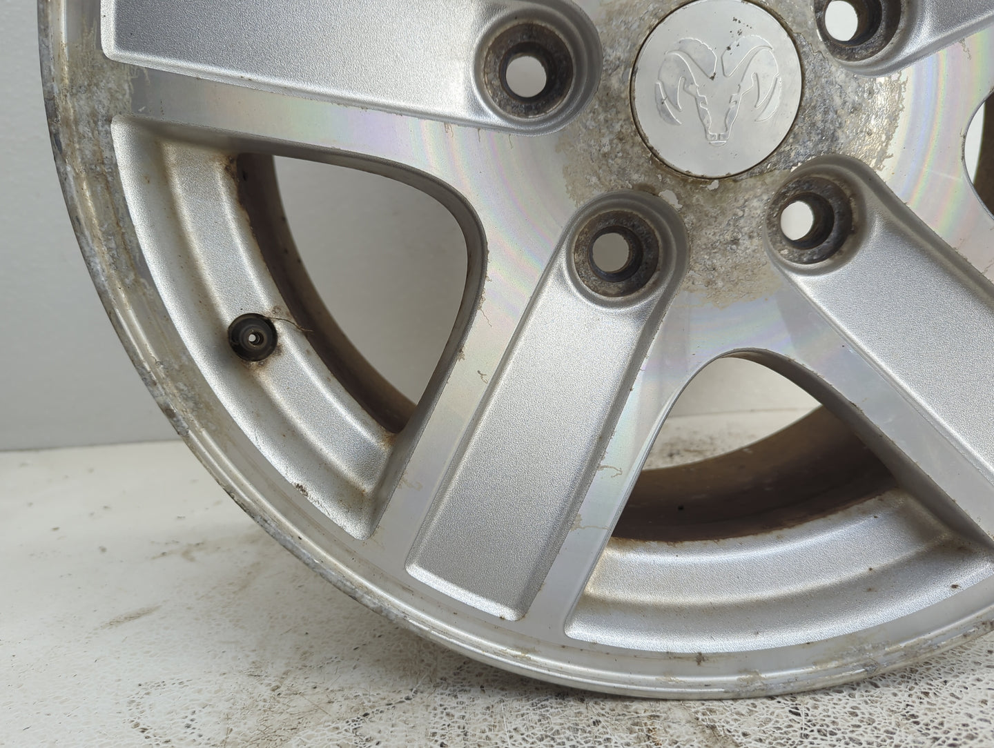 2004-2007 Dodge Durango Oem Wheel Rim 1047283 - Oemusedautoparts1.com